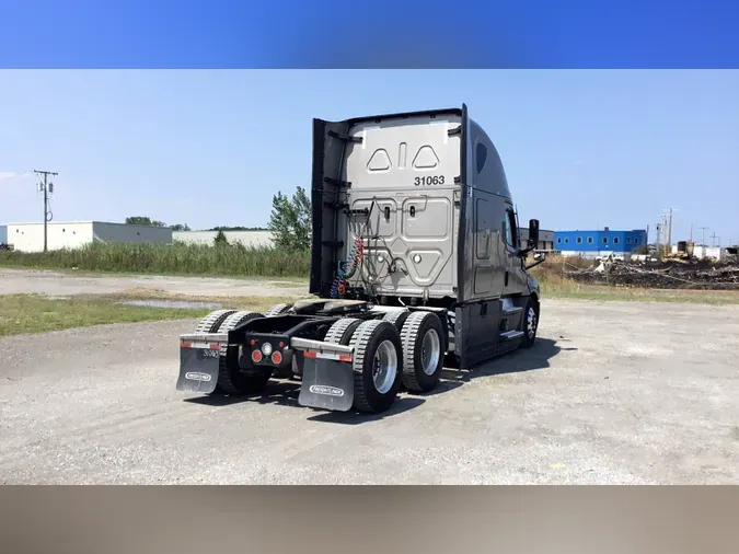 2024 Freightliner Cascadia 126