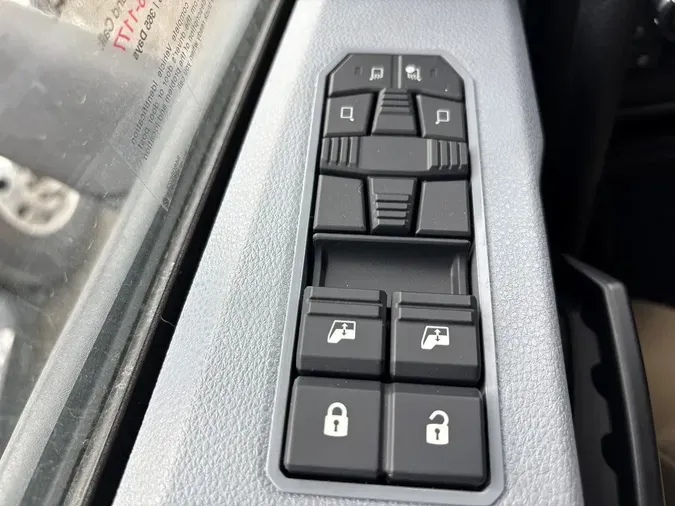 2027 MACK ANTHEM 64Tc80a9bc134b2bd03708c30a33f522d19