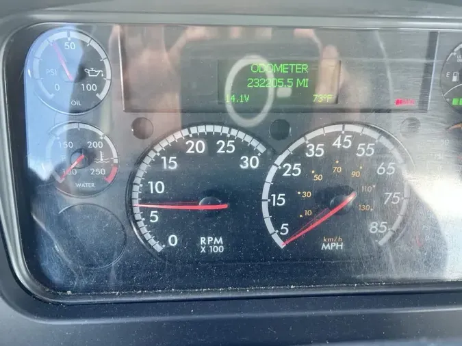 2019 FREIGHTLINER M2 106