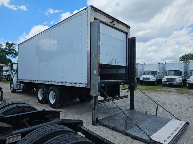 2017 FREIGHTLINER/MERCEDES M2 106