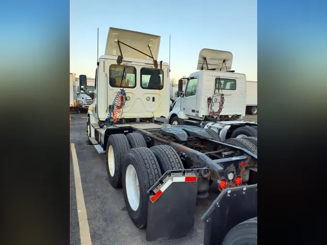 2018 FREIGHTLINER/MERCEDES CASCADIA 125c8115f19c9a2b6e2ac3ba2f5e72c4a23