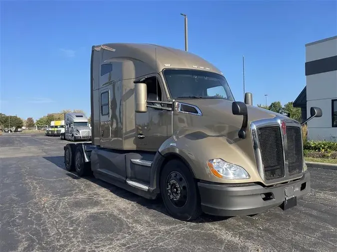 2022 KENWORTH T680