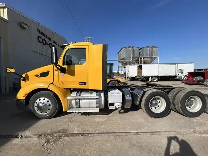 2016 PETERBILT 579