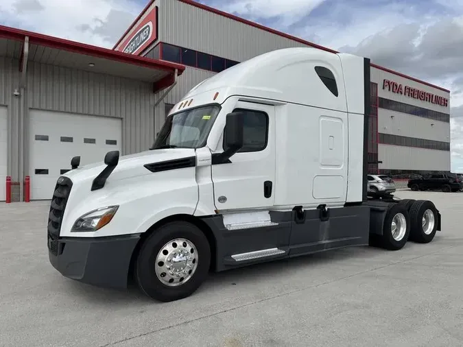 2023 Freightliner Cascadia&reg;