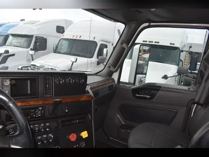 2019 INTERNATIONAL LT