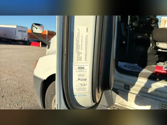 2020 Freightliner Cascadia