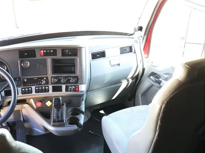 2018 KENWORTH T680