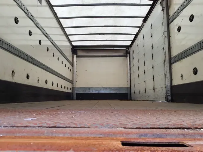 2019 FREIGHTLINER M2 106