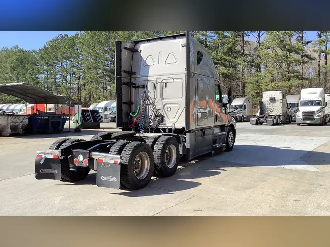 2024 Freightliner Cascadia