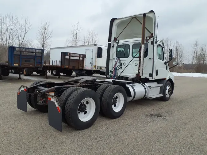 2020 FREIGHTLINER/MERCEDES NEW CASCADIA 116