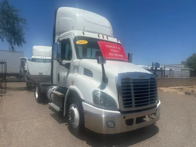 2017 FREIGHTLINER CASCADIA 113