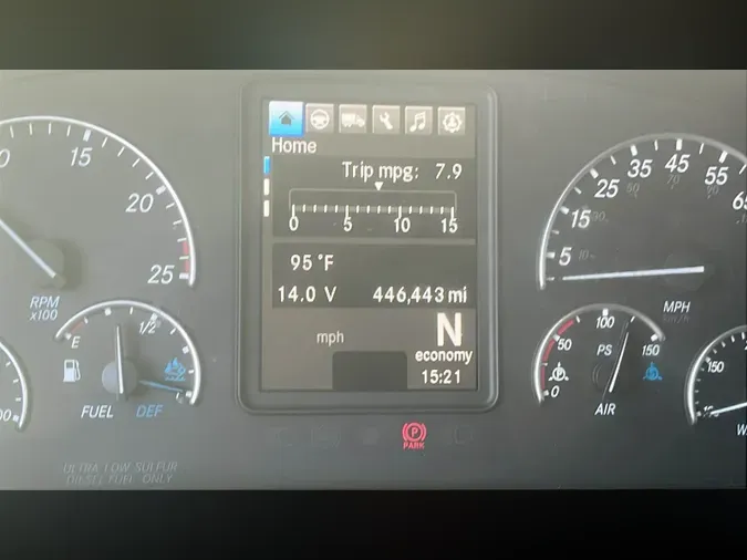 2025 Freightliner Cascadia 126c8215a7014ade4c8777eac8cab5b1422