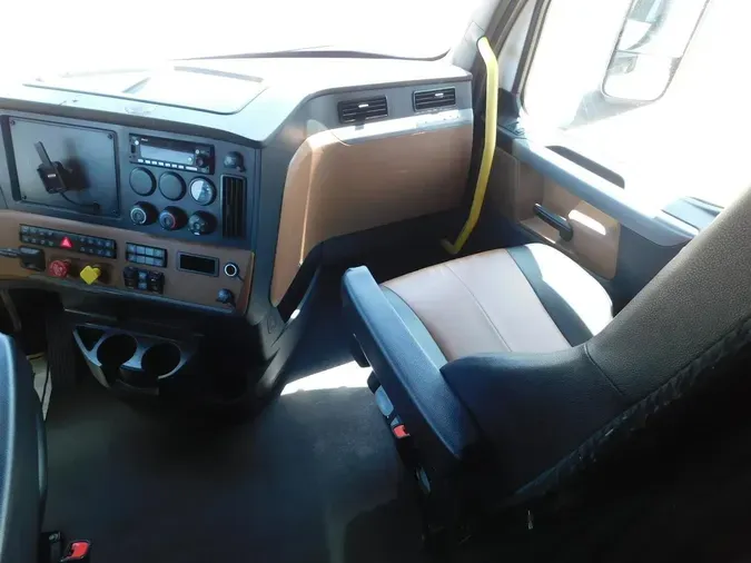 2022 Freightliner New Cascadia 126