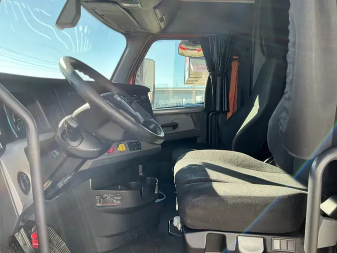 2020 FREIGHTLINER/MERCEDES NEW CASCADIA PX12664