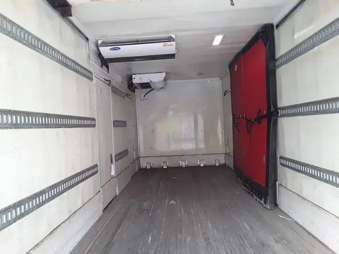 2020 FREIGHTLINER/MERCEDES M2 106