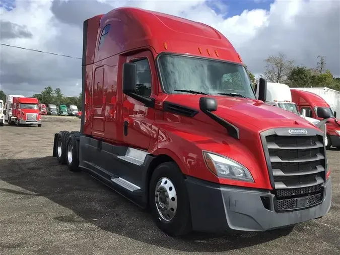 2020 FREIGHTLINER CA126