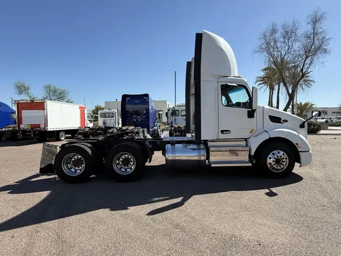 2020 Peterbilt 579