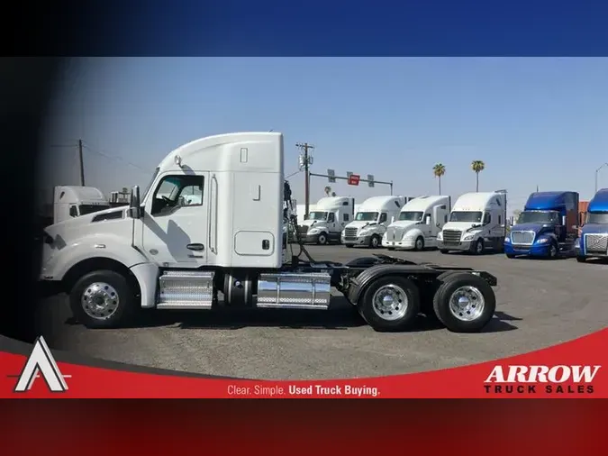 2022 KENWORTH T880
