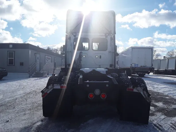 2018 FREIGHTLINER/MERCEDES CASCADIA 125