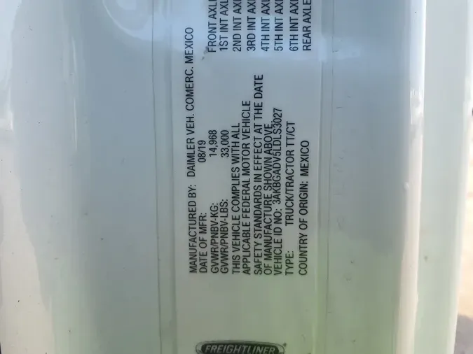 2020 FREIGHTLINER CASCADIA 113