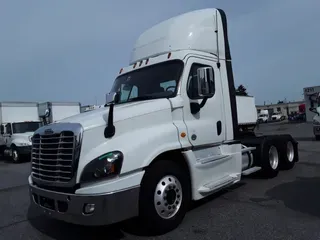2019 FREIGHTLINER CASCADIA 125