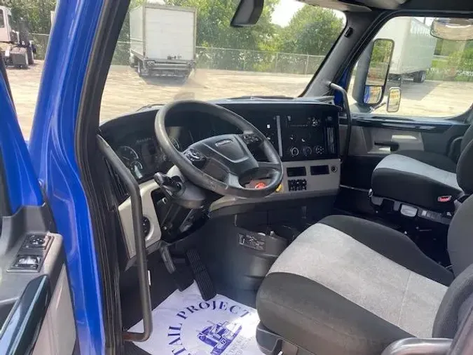 2020 Freightliner Cascadia