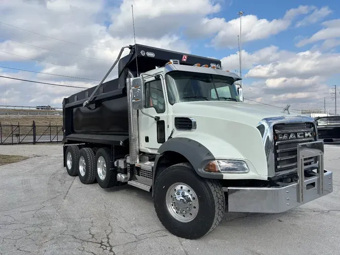 2026 MACK GRANITE 84BR