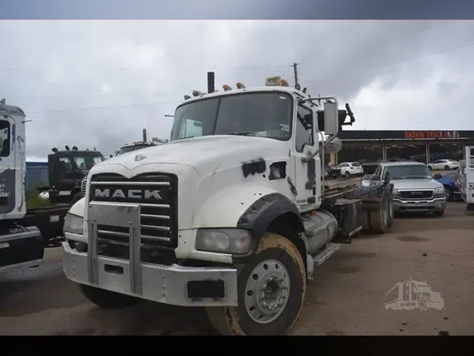2009 MACK GRANITE GU713c83825e4a7f86eafb39dad44d9abeaec