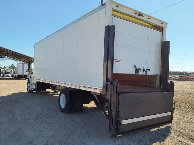 2018 FREIGHTLINER/MERCEDES M2 106