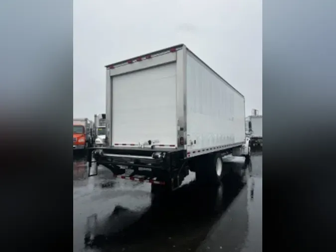 2017 FREIGHTLINER/MERCEDES M2 106