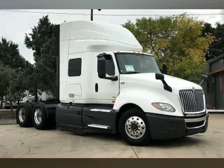 2022 INT LT625 6x4