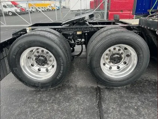 2022 Peterbilt 579