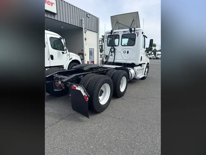 2019 FREIGHTLINER/MERCEDES NEW CASCADIA PX12664c84b1b695ed2b95ebabe6b61d1e856f6