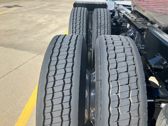 2022 Kenworth T680