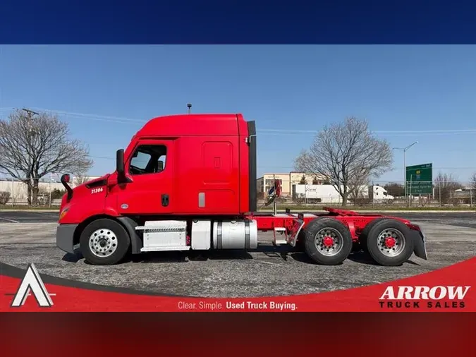 2021 FREIGHTLINER CA116