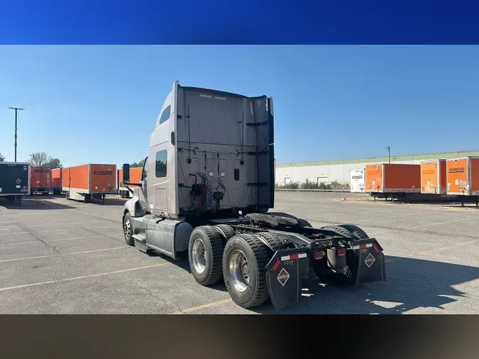 2022 International LT