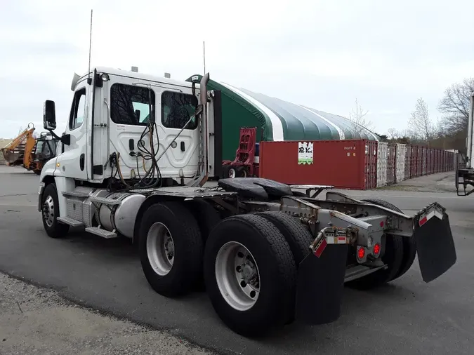 2019 FREIGHTLINER/MERCEDES CASCADIA 125