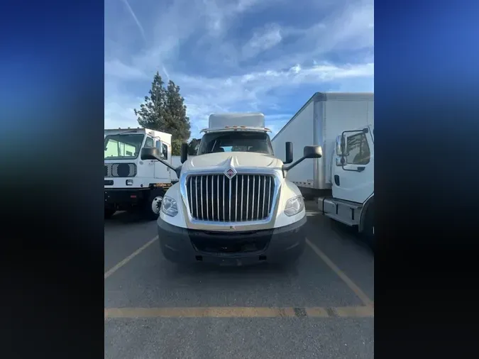 2019 NAVISTAR INTERNATIONAL LT625 DAYCAB T/A