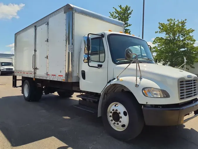 2019 FREIGHTLINER M2 106