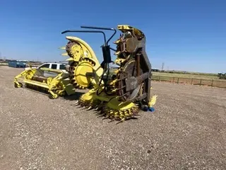 2017 JOHN DEERE 770