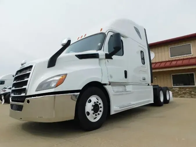 2020 Freightliner New Cascadia 126