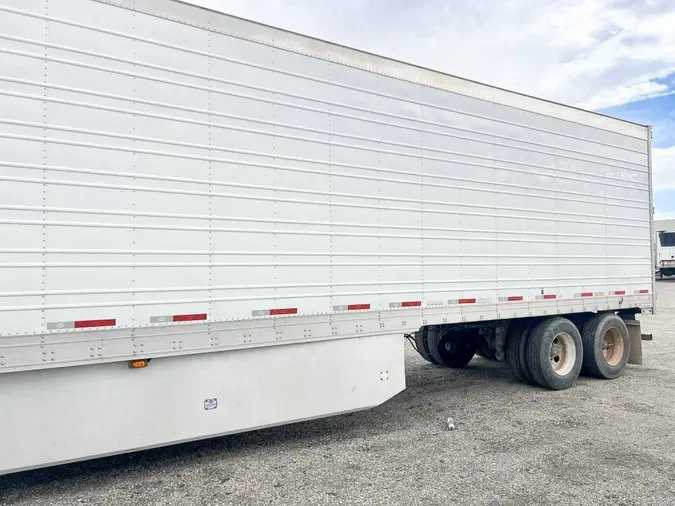 2019 UTILITY VS2RAc865fba95d04b4791e9843b5f217baeb