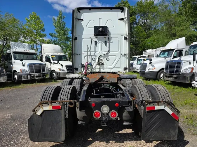 2019 FREIGHTLINER NEW CASCADIA PX12664