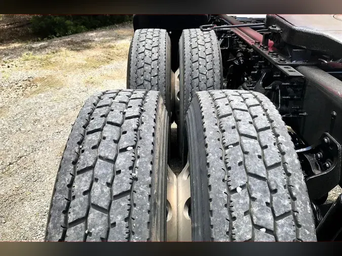 2021 INT LT625 6x4