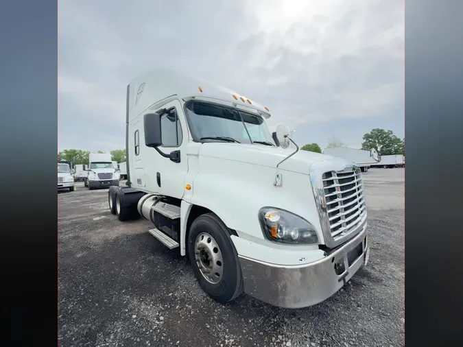 2018 FREIGHTLINER/MERCEDES CASCADIA 125