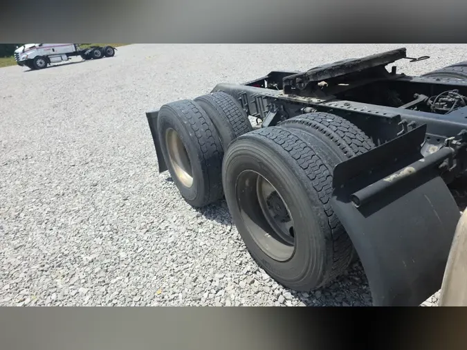 2020 Volvo VNL300c871eb6f0ef9ff690a4c6aae51dfac00