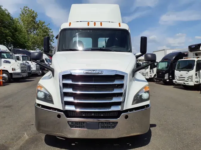 2019 FREIGHTLINER NEW CASCADIA PX12664