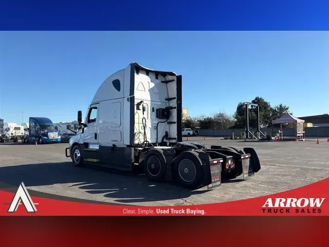 2022 FREIGHTLINER CA126