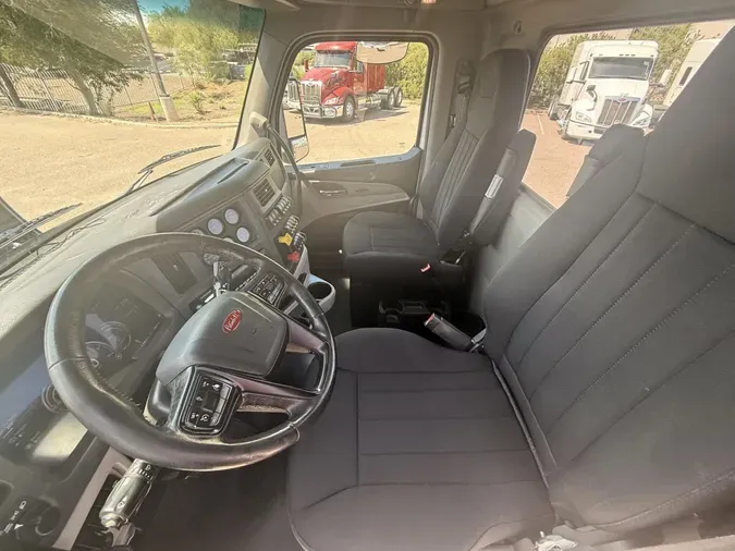 2023 Peterbilt 579