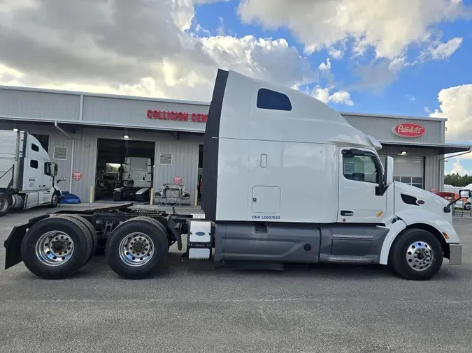 2020 Peterbilt 579